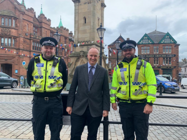NH with Police in Penrith